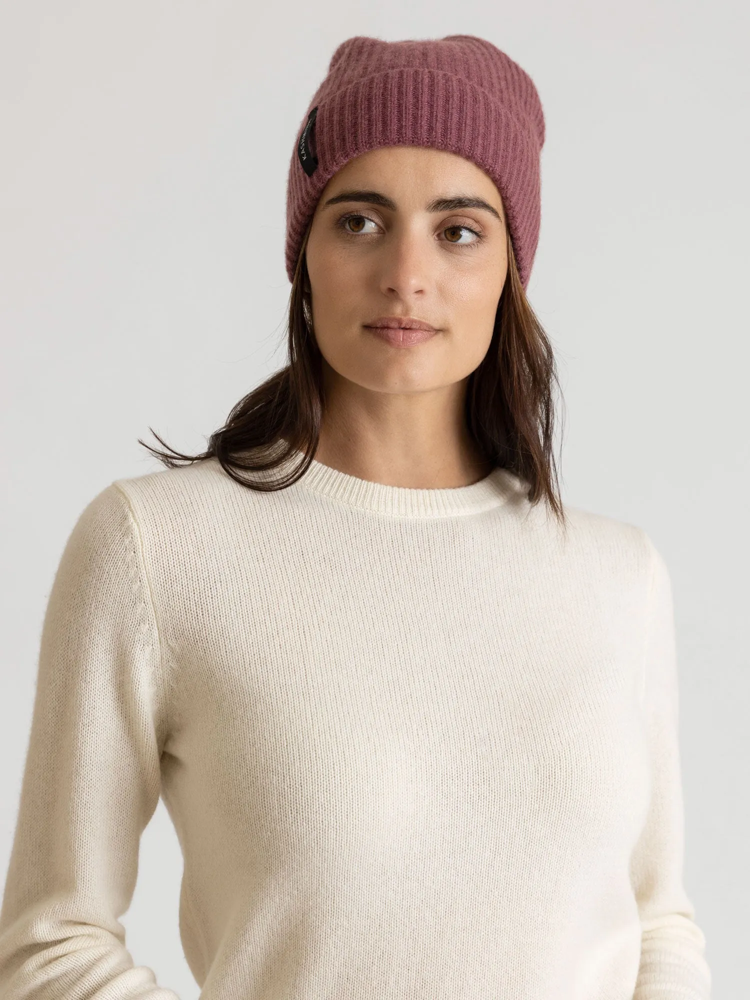 Cashmere beanie "Elli" - wild plum