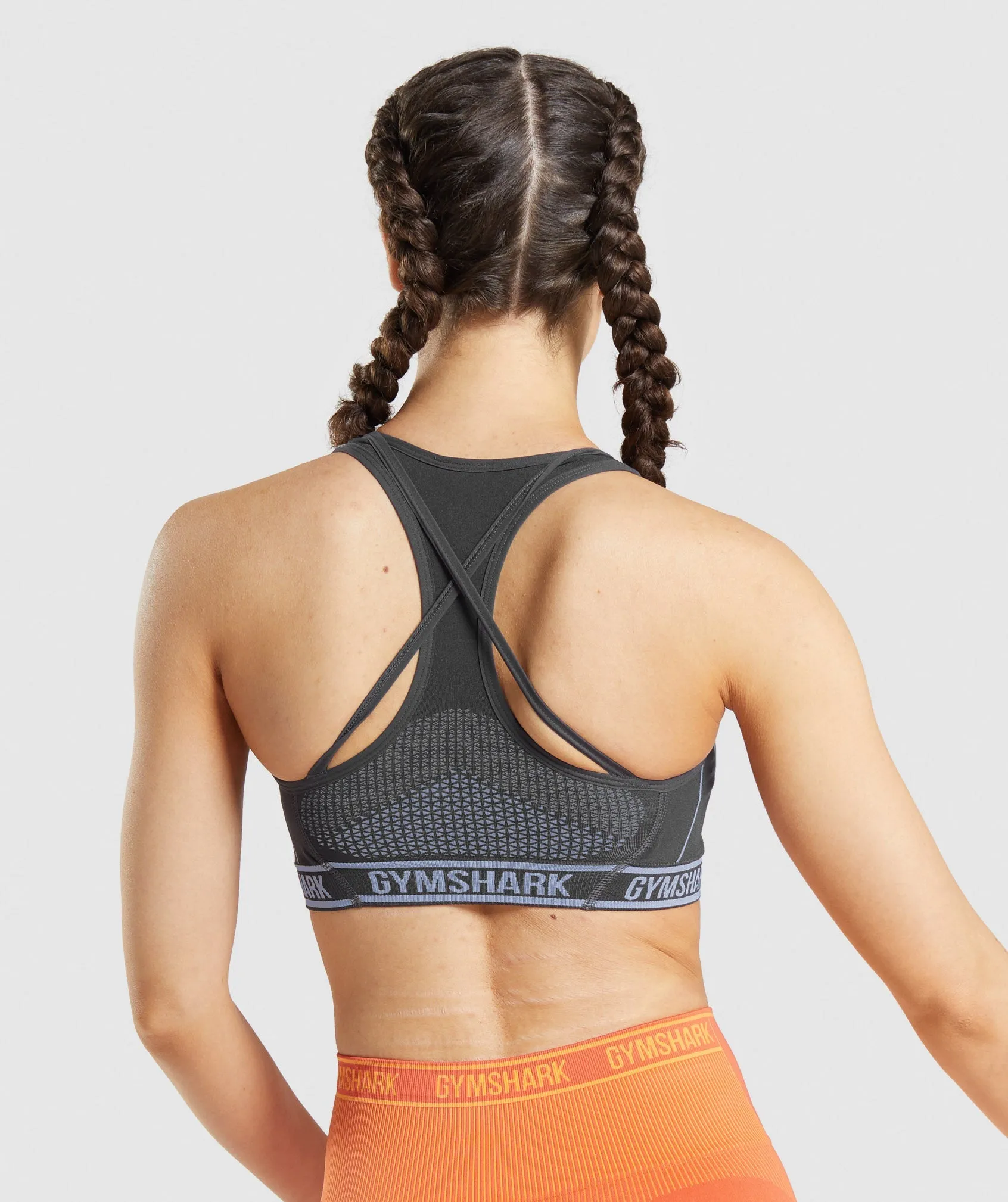 Gymshark Apex Seamless Sports Bra - Onyx Grey/Lavender Blue