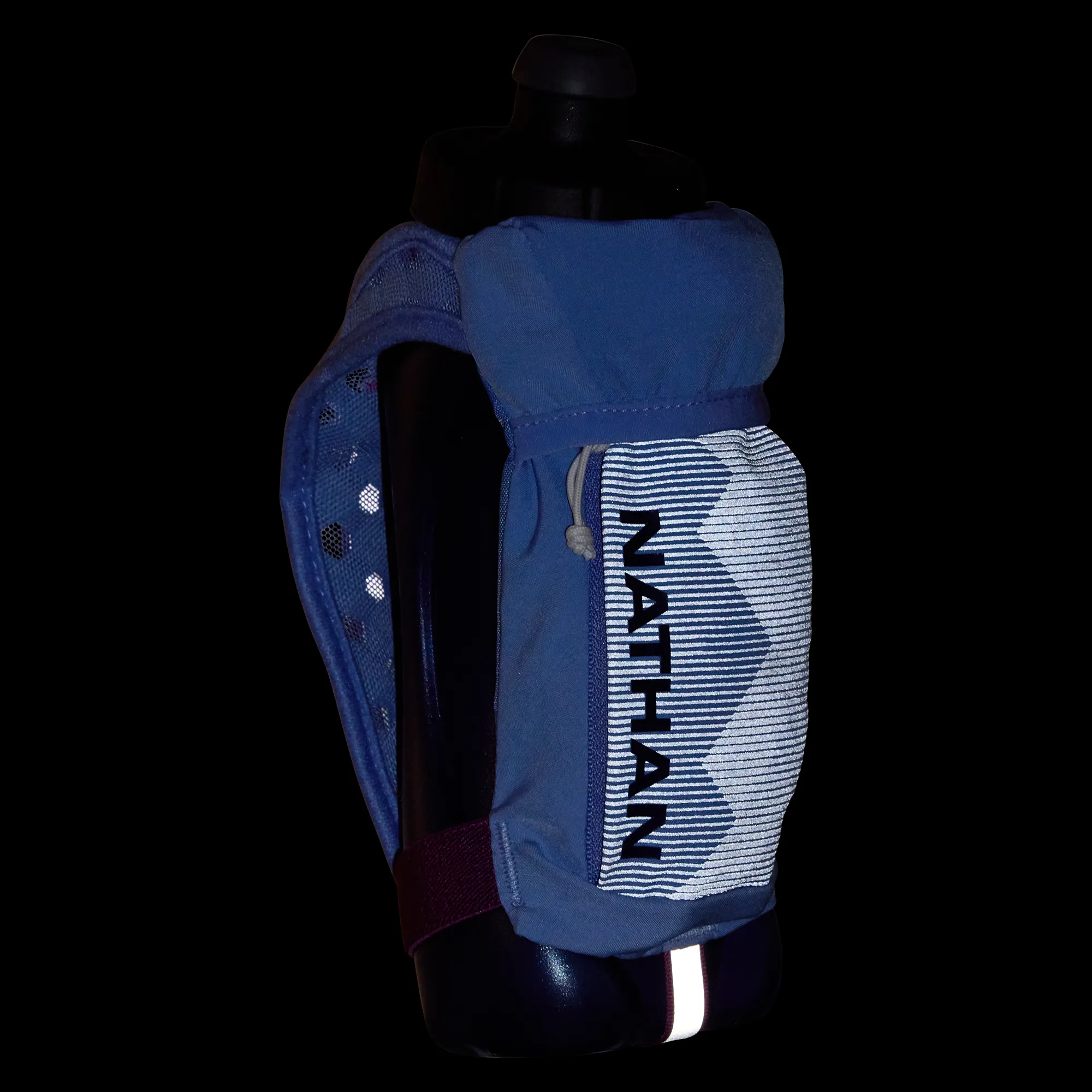 Nathan QuickSqueeze Plus 22oz Handheld Bottle