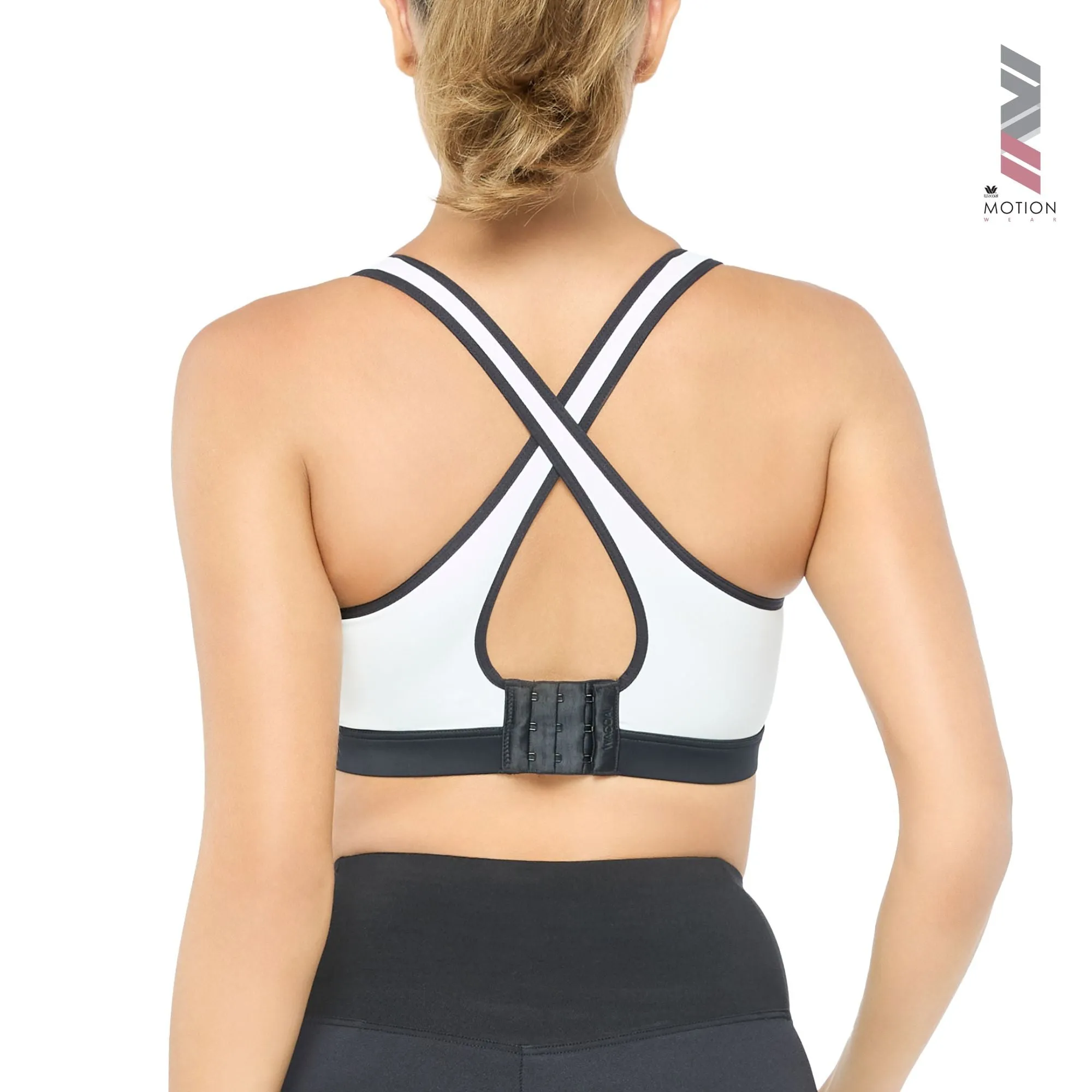 Wacoal Motion Wear บราสำหรับออกกำลังกาย In to Out รุ่น WR3455 สีขาว (WH)